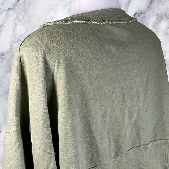 Lovers and Friends Oversized Henley Pullover - Olive Green - Picture 7 of 11